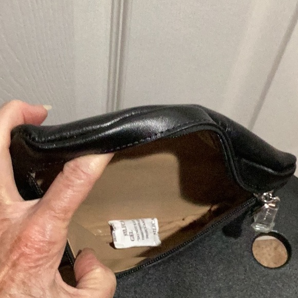 Michael Kors NWOT Logo Monogram Belt Bag - see description - Picture 4 of 11